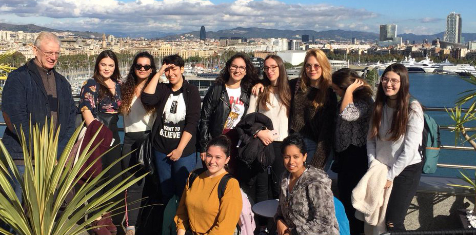 Estudiantes de 2º de Grado en Turismo visitan el Hotel Grand Marina del World Trade Center