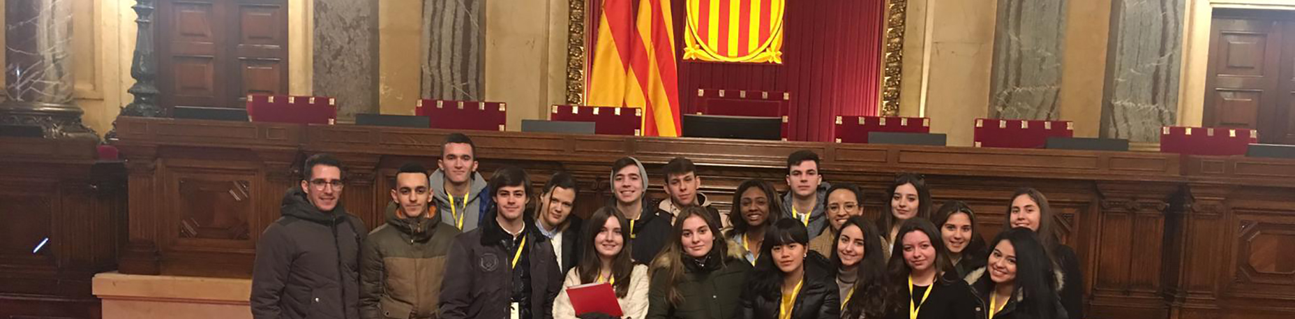 Visita al Parlament de Catalunya de los estudiantes de CFGS | Escuela Universitaria Formatic Barcelona